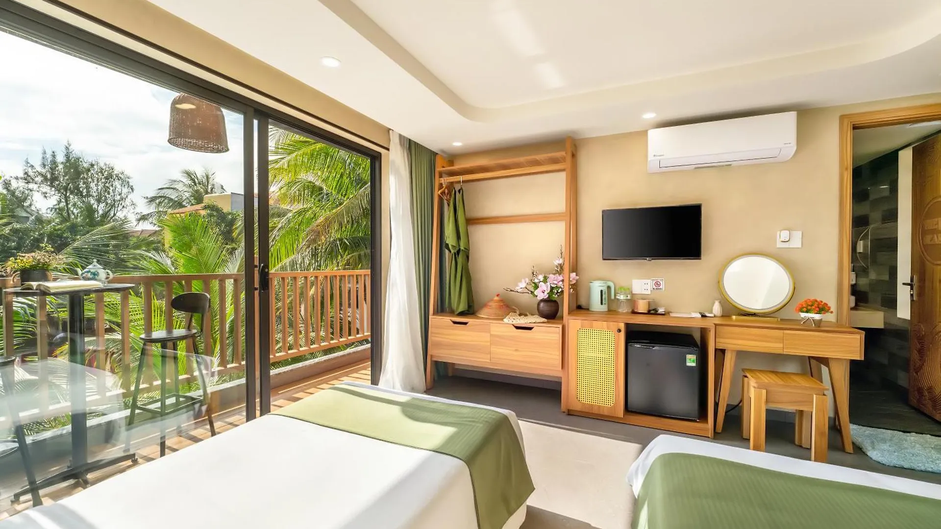 **** Hotel The Linh Seaside Villa Hoi An Vietnam