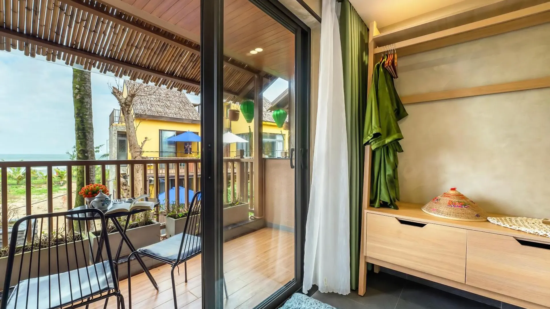 The Linh Seaside Villa Hoi An
